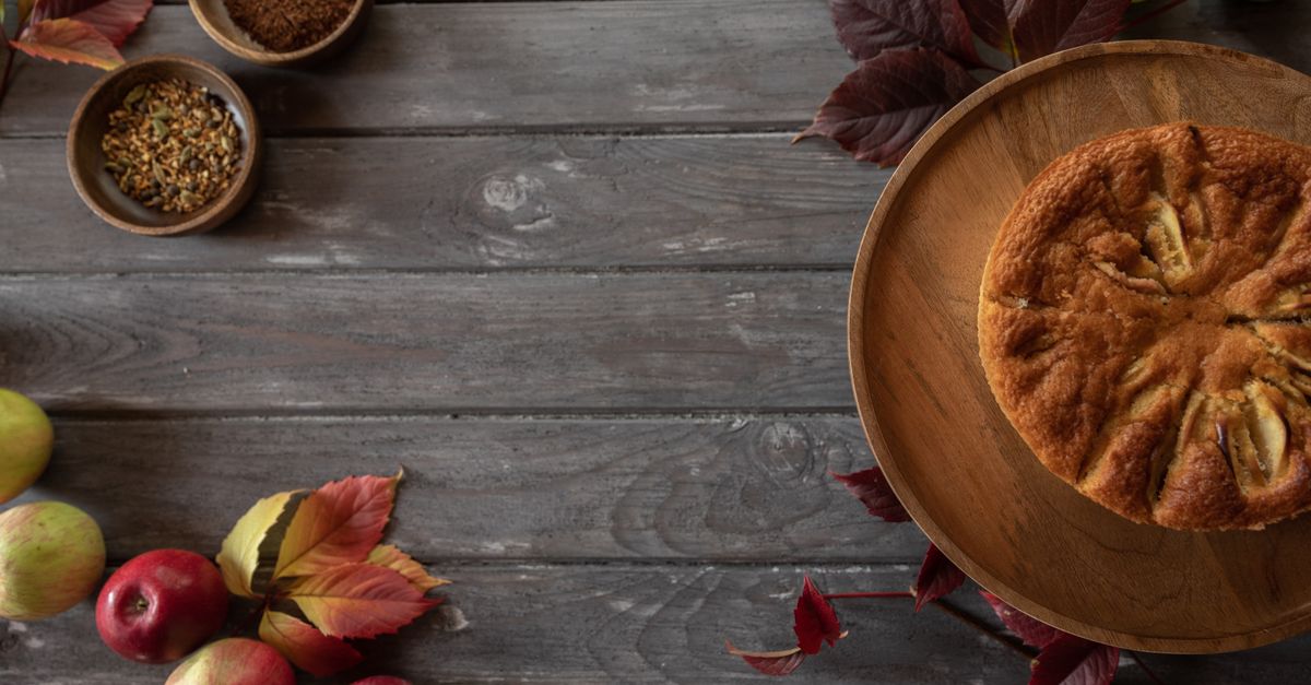 découvrez notre gâteau au yaourt aux pommes, moelleux et savoureux, parfait pour un dessert simple et gourmand à partager en famille.