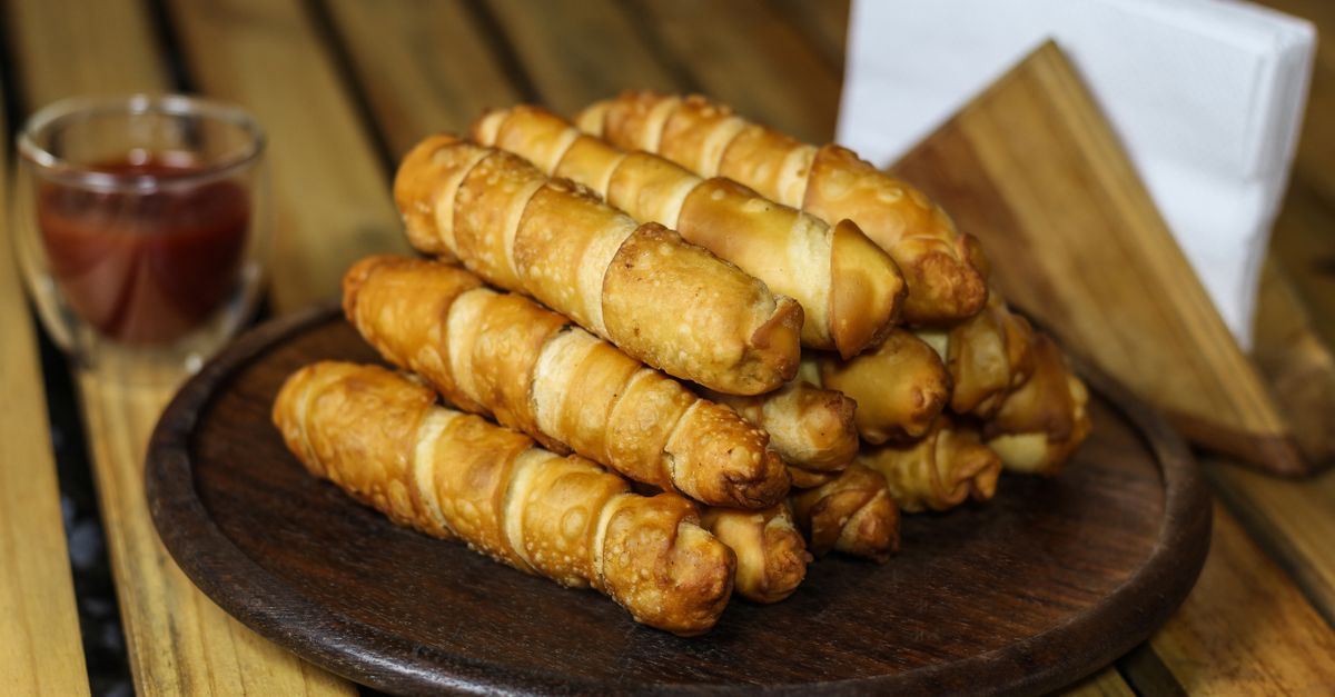 découvrez nos bâtonnets feuilletés au fromage, croustillants et savoureux, parfaits pour un apéritif gourmand ou une pause snack.