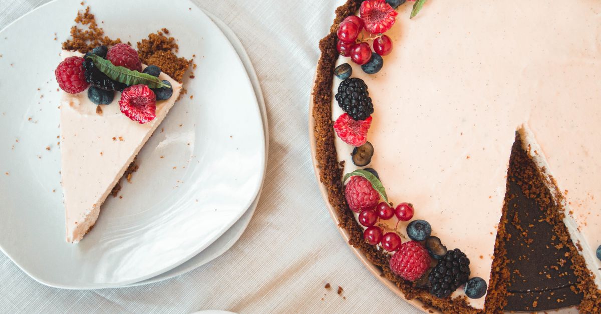découvrez notre tarte onctueuse au chocolat blanc et noix de coco, un dessert gourmand alliant douceur et saveurs exotiques pour un moment de plaisir irrésistible.