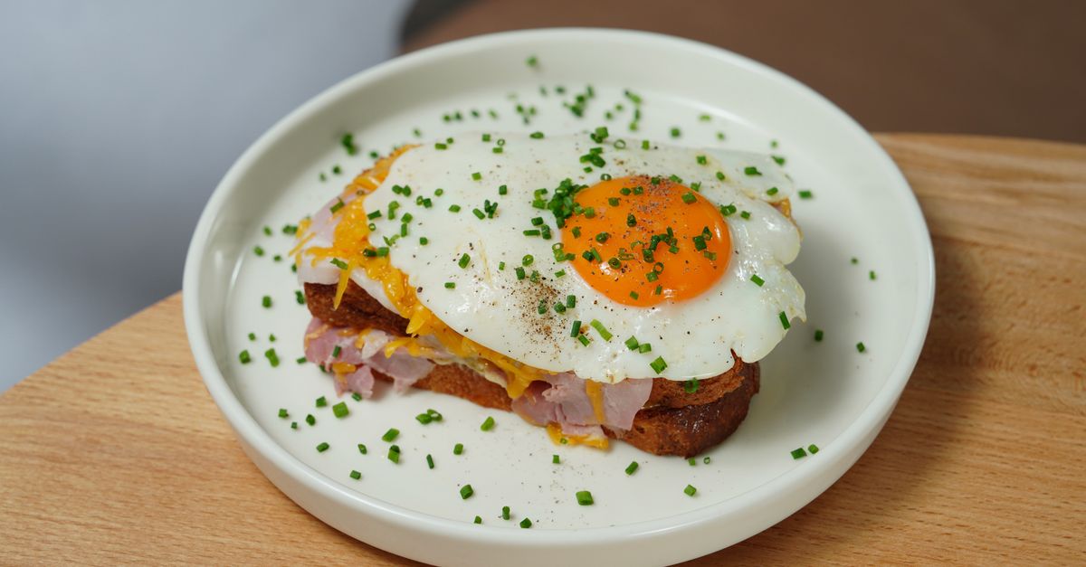 découvrez nos délicieuses recettes de croque-monsieur, un classique français simple et rapide à préparer, parfait pour un repas convivial et savoureux.