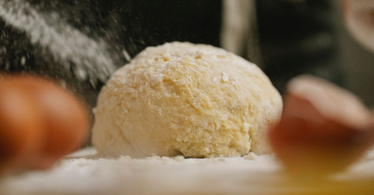découvrez une recette facile de pâte magique, idéale pour des activités créatives rapides et amusantes avec les enfants.