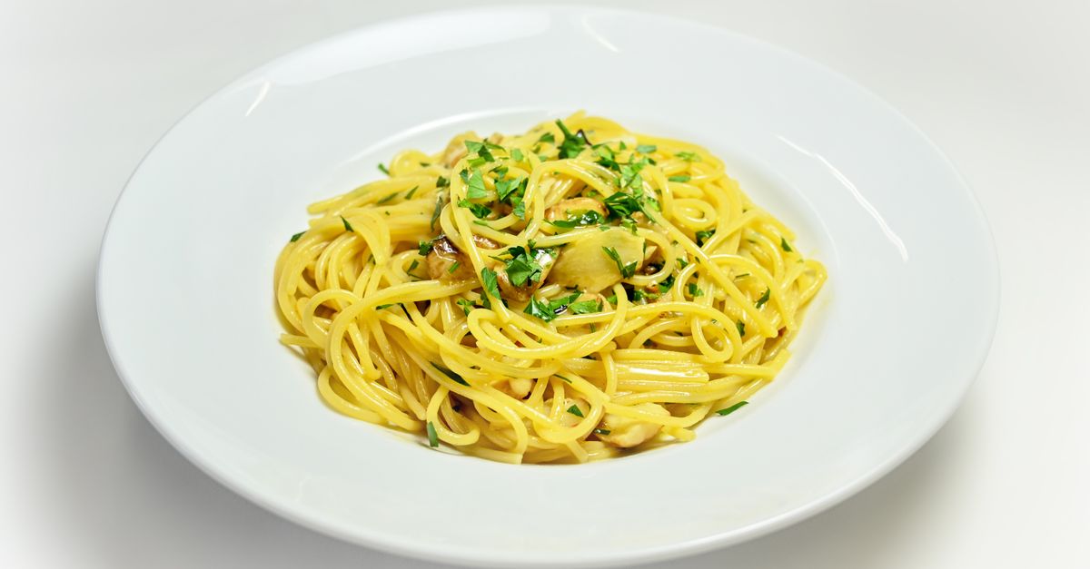 découvrez une recette facile de pâtes à la crème de thon, rapide à préparer et délicieuse pour un repas savoureux et réconfortant.