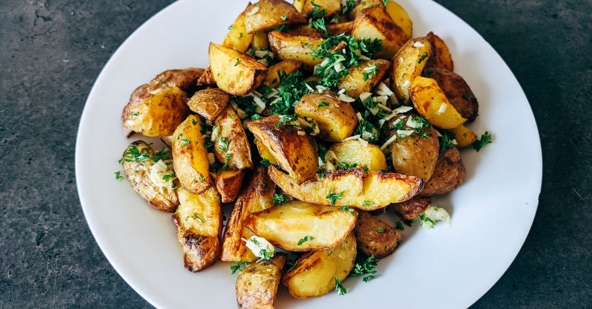 découvrez nos pommes de terre au four de luxe, préparées avec des ingrédients raffinés pour une expérience gourmande et savoureuse.