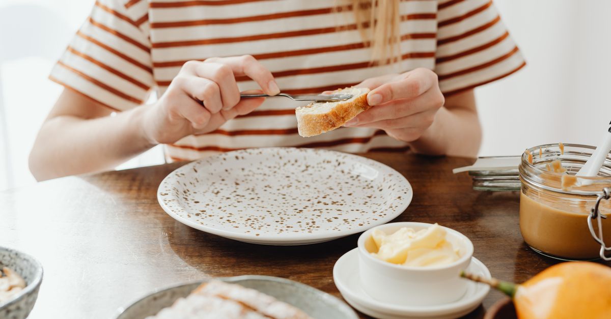 découvrez notre délicieux petit-déjeuner multigrains, sain et nutritif, parfait pour bien commencer votre journée avec énergie et équilibre.