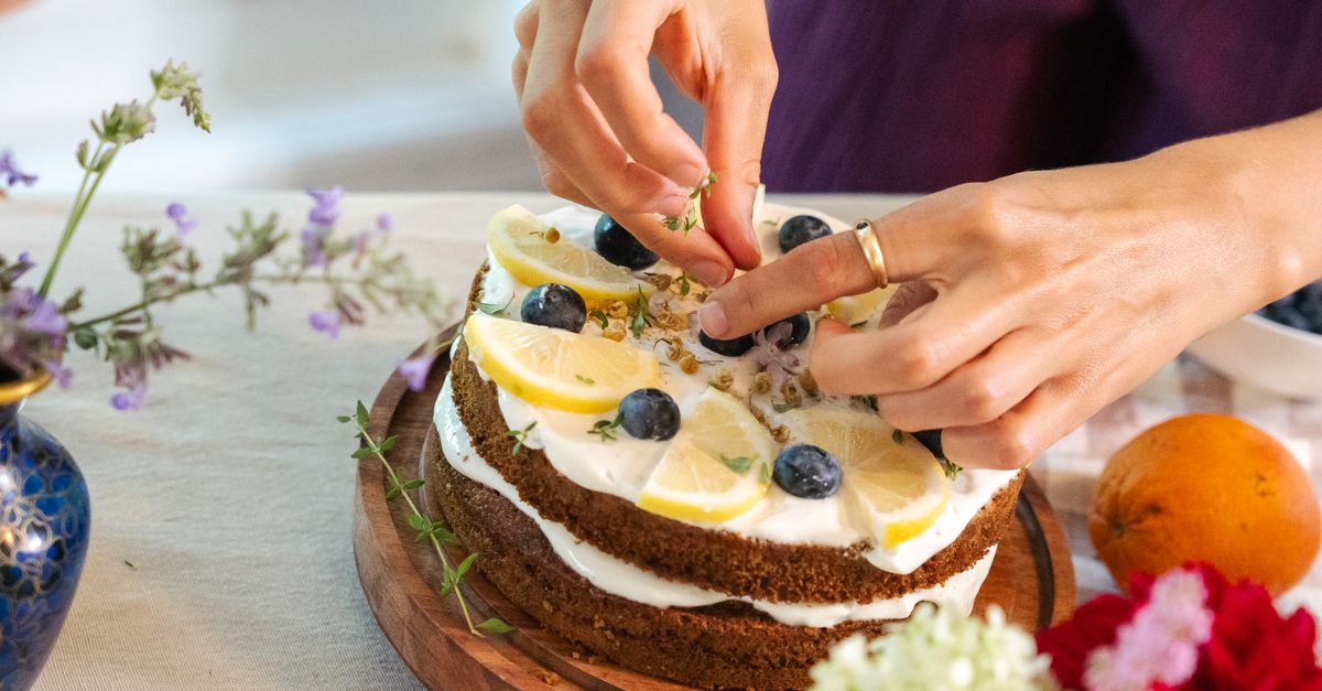 découvrez une recette de dessert au citron sans cuisson, facile et rapide à réaliser pour un goûter frais et gourmand.