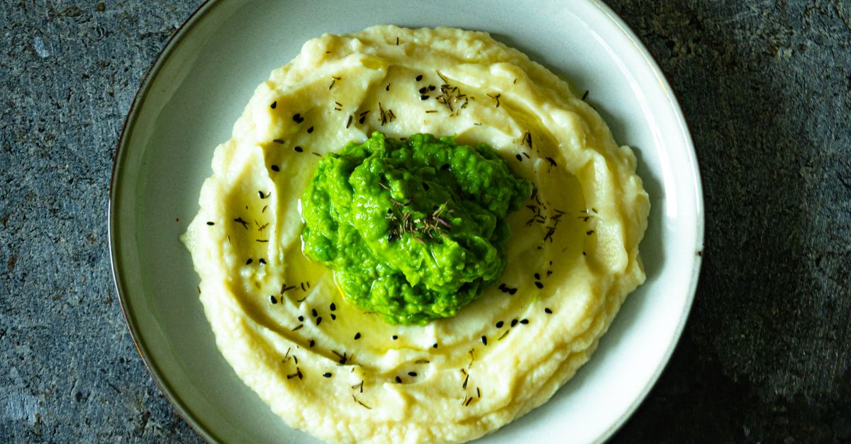 découvrez une recette onctueuse de purée de pommes de terre au parmesan, parfaite pour accompagner vos plats et ravir vos papilles.