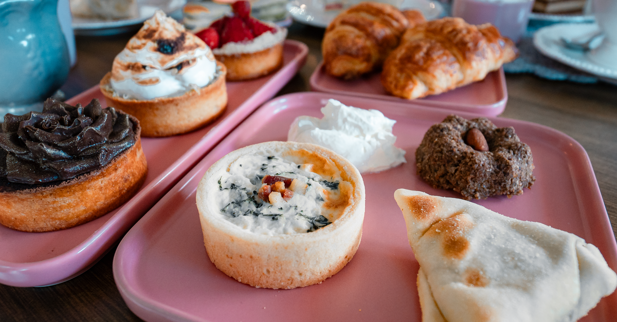 découvrez notre délicieuse tarte à la crème pâtissière, alliant une pâte croustillante à une crème onctueuse pour un dessert gourmand et irrésistible.