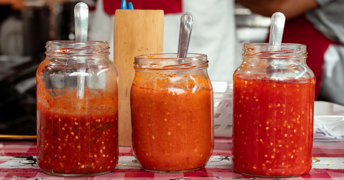 découvrez la recette traditionnelle du ragù, une sauce italienne riche et savoureuse, parfaite pour accompagner vos pâtes et plats mijotés.