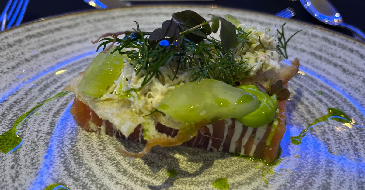 découvrez notre recette délicieuse de terrine de saumon, parfaite pour une entrée gourmande et raffinée, idéale pour toutes les occasions.