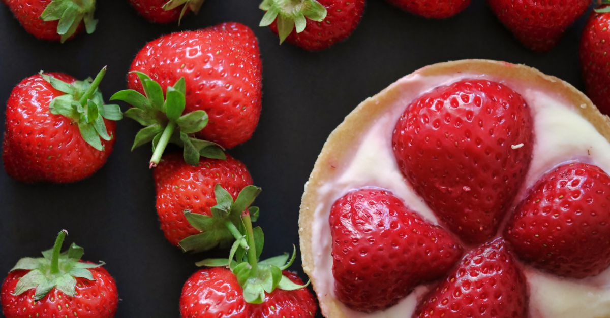 découvrez notre délicieuse tarte crumble aux fraises, alliant fruits frais et pâte croustillante pour un dessert gourmand et savoureux.