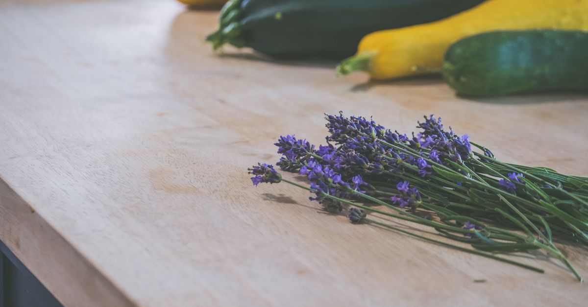 découvrez notre recette délicieuse de courgettes farcies, un plat savoureux et idéal pour un repas sain et gourmand.