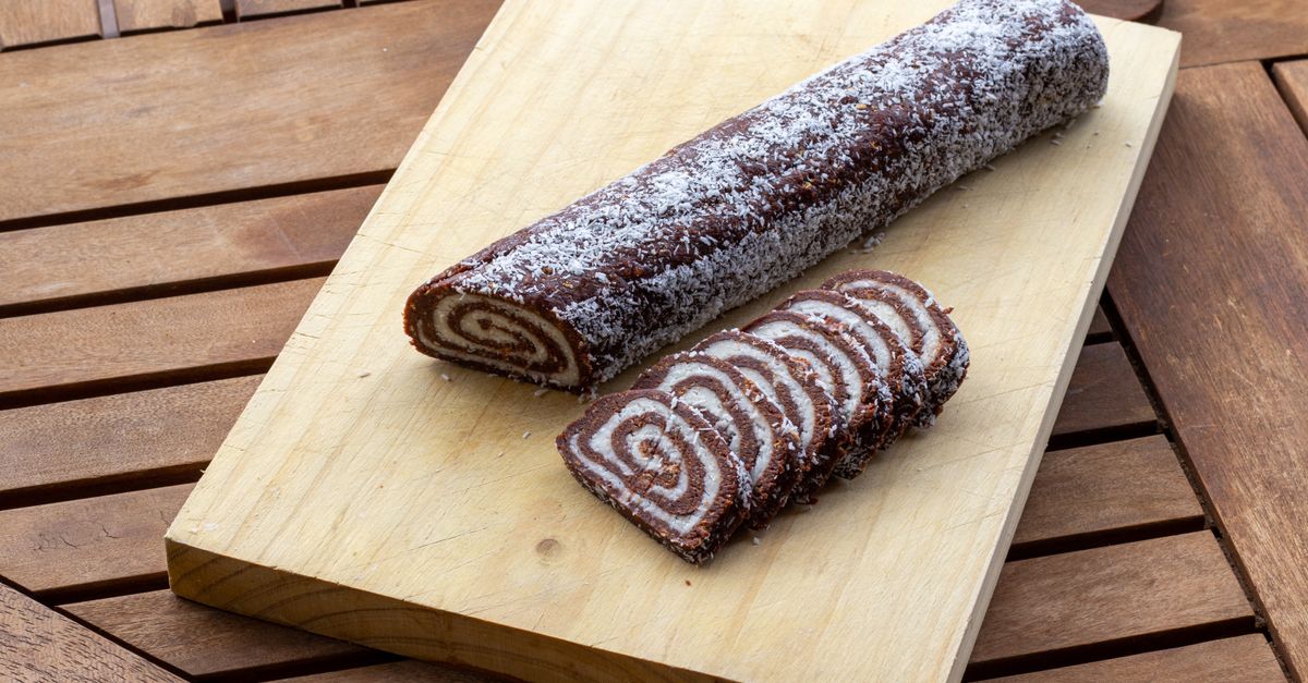 découvrez notre recette facile et délicieuse pour préparer une pâte à roulé suisse moelleuse, parfaite pour vos desserts gourmands.