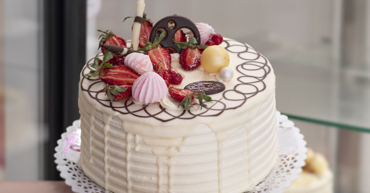 découvrez notre délicieux gâteau à la vanille, moelleux et parfumé, parfait pour toutes les occasions et les gourmands.