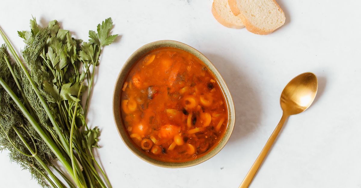découvrez notre soupe de légumes zéro calorie, délicieuse et saine, parfaite pour accompagner vos repas légers et équilibrés.