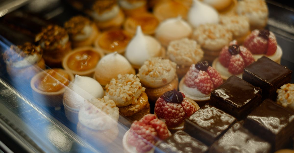 découvrez nos mini-financiers, de délicieux petits gâteaux moelleux aux amandes, parfaits pour accompagner votre café ou thé. idéal pour une pause gourmande à tout moment de la journée.
