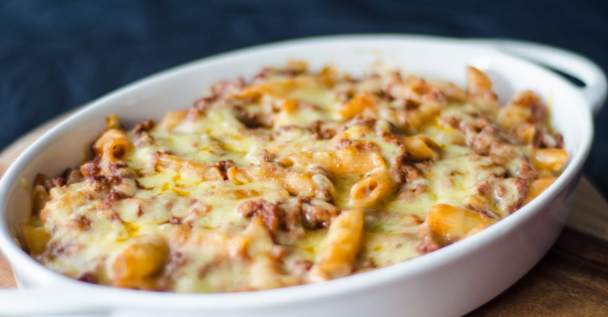 Accueil 12 découvrez une délicieuse casserole de morue, facile à préparer et idéale pour un repas convivial aux saveurs réconfortantes.
