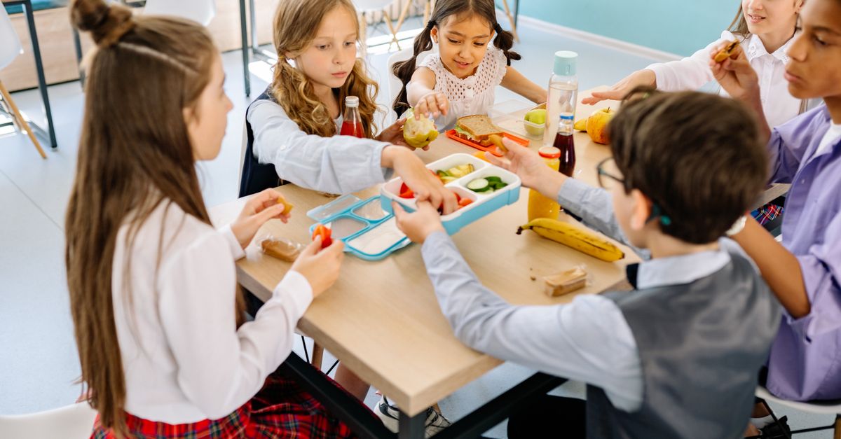 découvrez des idées de collations pour l’école, savoureuses, équilibrées et faciles à préparer pour accompagner les enfants toute la journée.