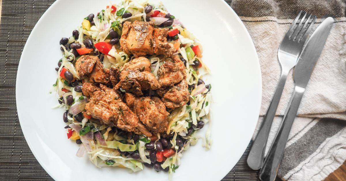 Accueil 15 découvrez une salade de haricots blancs au chorizo, savoureuse et facile à préparer, idéale pour un repas gourmand et plein de caractère.