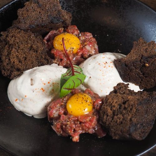Verrine fraîche au tartare de concombre, tomate et mousse de thon