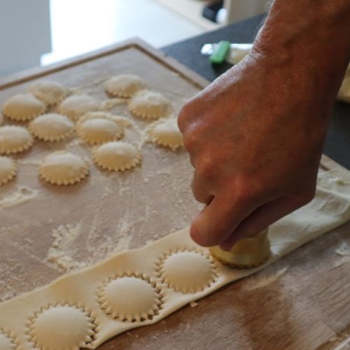 Comment réussir un gratin de ravioles aux poireaux savoureux