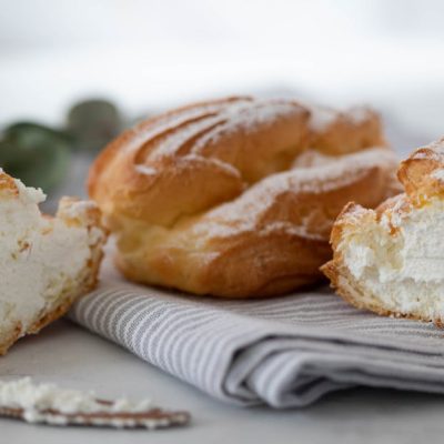 découvrez notre recette onctueuse de crème pâtissière au rhum, parfaite pour garnir vos desserts et pâtisseries maison avec une touche aromatique unique.